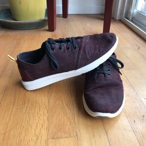 TOM’s Maroon Lace-up Canvas Shoes (M8)
